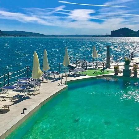 Apartment Locazione Turistica Antico Verbano-3 *